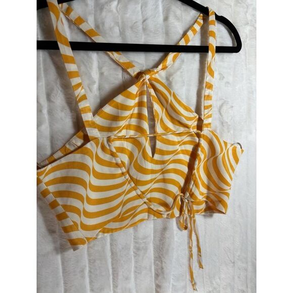 Zara wavy striped orange white keyhole halter crop top tie size Medium M - Picture 5 of 6